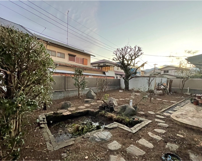 施工事例:長年放置していたお庭の剪定草抜き作業